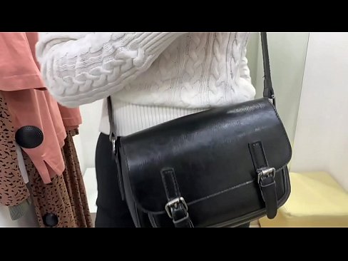 ❤️ Публична мастурбация на младата кучка FeralBerry с вибратор в стаята за обличане ❤️❌ Супер секс в bg.xxxhdporn.ru ❌️